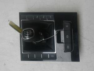 Used Gear stick Skoda Superb Combi (3V5) 1.6 TDI Price € 75,00 Margin scheme offered by Autobedrijf G.H. Wessel B.V.