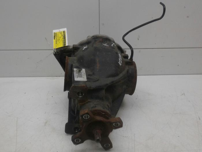 Rear differential Mercedes Vito 2.2 114 CDI 16V - 4473501014 651950