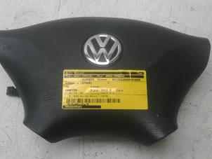 Usados Airbag izquierda (volante) Volkswagen Crafter 2.0 TDI 16V Precio € 199,00 Norma de margen ofrecido por Autobedrijf G.H. Wessel B.V.