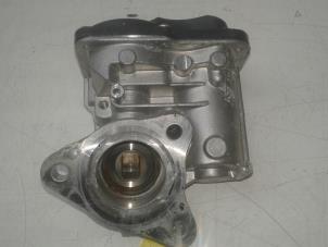 Used Throttle body Renault Megane IV (RFBB) 1.5 Energy dCi 110 Price € 75,00 Margin scheme offered by Autobedrijf G.H. Wessel B.V.