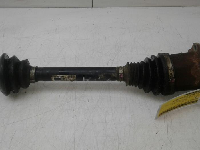 Gebrauchte Antriebswelle rechts vorne Audi A6 Allroad Quattro (C7) 3.0 TDI V6 24V Preis auf Anfrage angeboten von Wessel Parts & Service B.V.