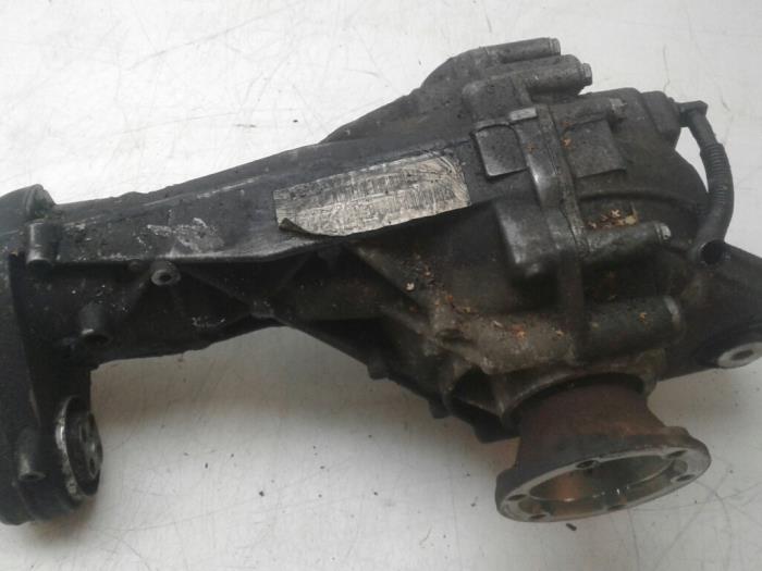 Front differential from a Audi Q7 (4LB) 3.0 TDI V6 24V 2010