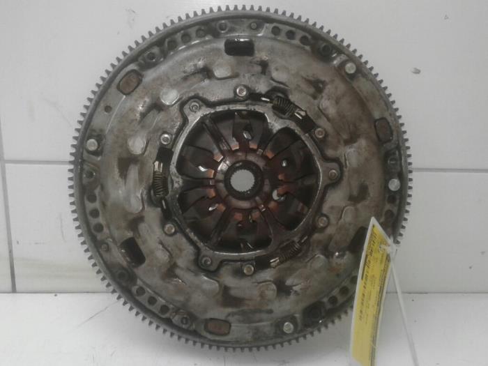 Gebrauchte Schwungrad Volkswagen Multivan T5 (7E/7HC/7HF/7HM) 1.9 TDi Preis € 166,95 Margenregelung angeboten von Wessel Parts & Service B.V.