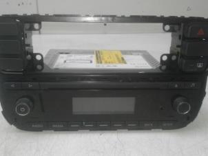 Gebrauchte Radio CD Spieler Skoda Citigo 1.0 12V Preis € 108,68 Margenregelung angeboten von Autobedrijf G.H. Wessel B.V.