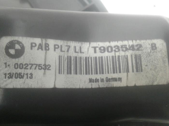 Silnik wentylatora nagrzewnicy z BMW 3 serie Gran Turismo (F34) 318d 2.0 16V 2013