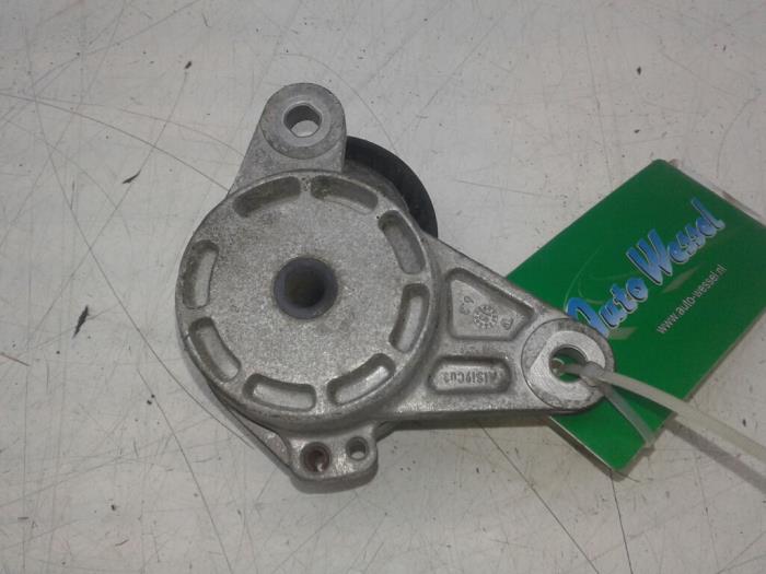 Usados Rodillo tensor correa múltiple Skoda Octavia Combi (5EAC) 1.6 TDI Greenline 16V Precio € 51,45 Norma de margen ofrecido por Wessel Parts & Service B.V.