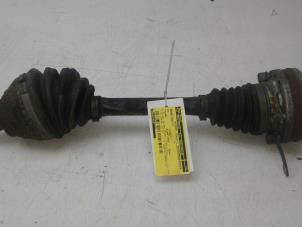 Used Front drive shaft, left Volkswagen Tiguan (5N1/2) 2.0 TDI 16V Blue Motion Price on request offered by Autobedrijf G.H. Wessel B.V.