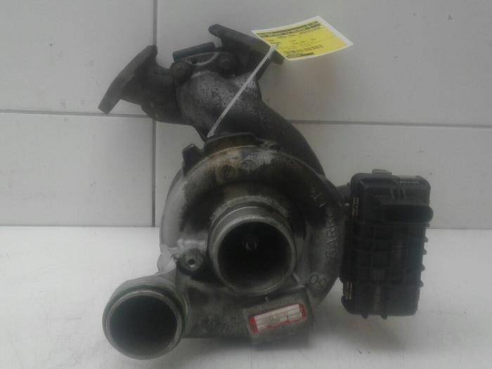 Gebrauchte Turbo Mercedes CLK (C209) 3.2 320 CDI V6 24V Preis € 471,45 Margenregelung angeboten von Wessel Parts & Service B.V.