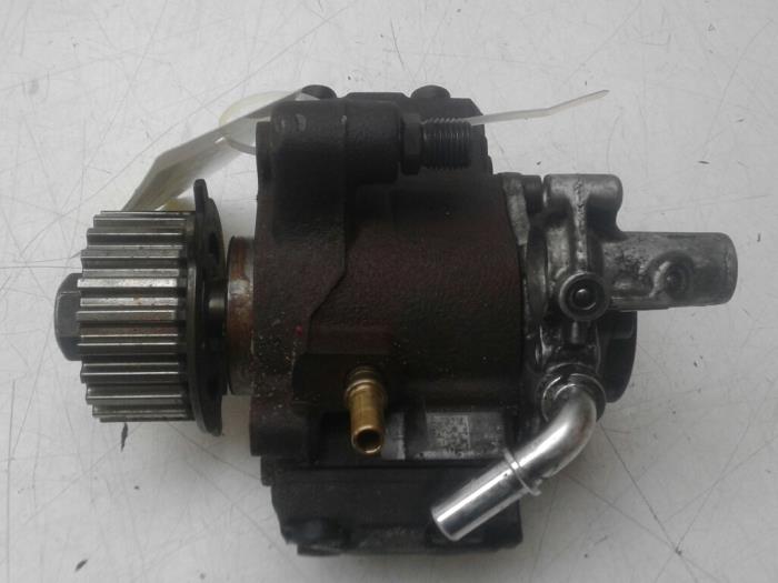 Begagnade Dieselpump Ford C-Max (DXA) Pris € 208,95 Marginaltabell erbjuds av Wessel Parts & Service B.V.