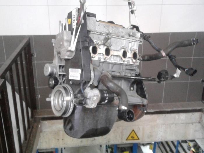 Engine from a Fiat 500C (312) 1.2 69 2016