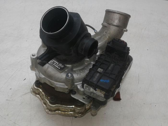 Gebrauchte Turbo Audi A8 (D4) 3.0 TDI V6 24V Quattro Preis € 576,45 Margenregelung angeboten von Wessel Parts & Service B.V.