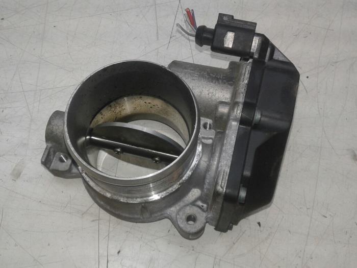 Usagé Boitier papillon Audi A8 (D4) 3.0 TDI V6 24V Quattro Prix € 36,75 Règlement à la marge proposé par Wessel Parts & Service B.V.