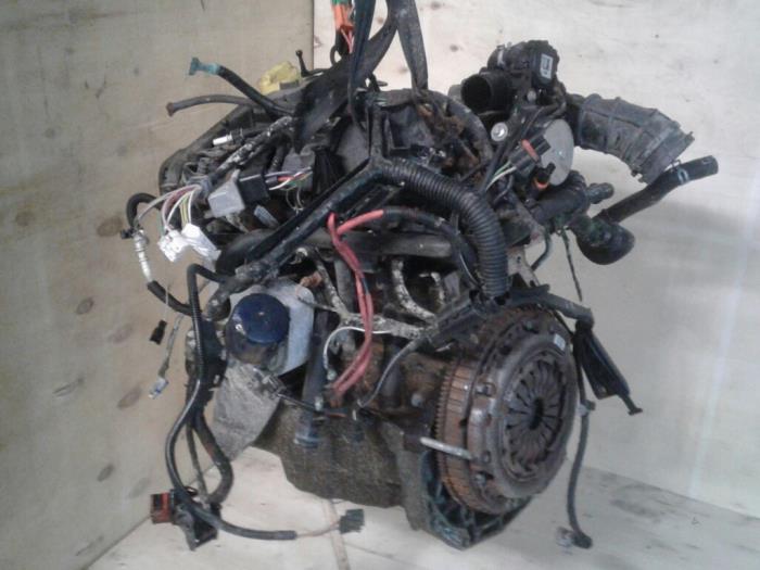 Gebrauchte Motor Renault Clio III (BR/CR) 1.5 dCi 70 Preis € 943,95 Margenregelung angeboten von Wessel Parts & Service B.V.