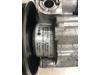 Power steering pump from a Mercedes-Benz SLK (R172) 2.1 250 CDI, 250d 16V 2012