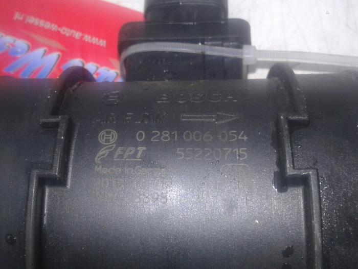 Airflow meter from a Opel Combo 1.3 CDTI 16V ecoFlex 2014