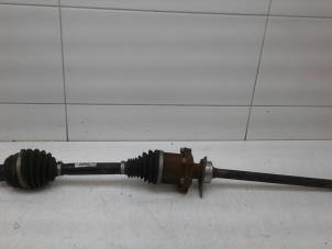 Used Front drive shaft, right Audi A5 Cabrio (8F7) 2.0 TDI 16V Price € 99,00 Margin scheme offered by Autobedrijf G.H. Wessel B.V.
