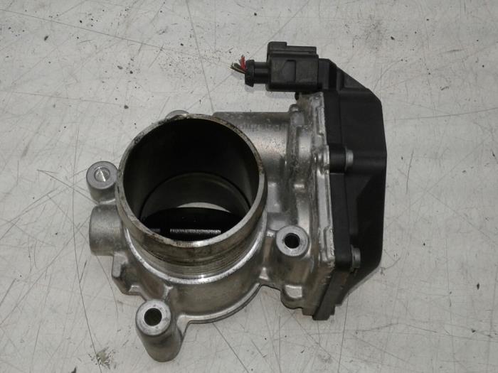 Używane Przepustnica Audi A5 Cabrio (8F7) 2.0 TDI 16V Cena € 63,00 Procedura marży oferowane przez Wessel Parts & Service B.V.
