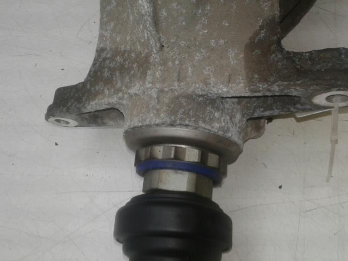 Rear differential from a BMW 5 serie Touring (F11) 518d 16V 2015