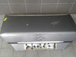 Used Tailgate Mercedes 200 - 500 Price € 299,00 Margin scheme offered by Autobedrijf G.H. Wessel B.V.