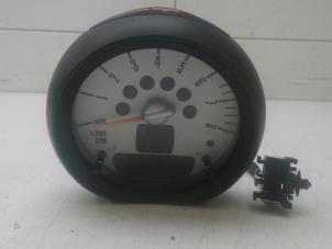 Used Tachometer Mini Countryman (R60) 1.6 16V Cooper S Price € 49,00 Margin scheme offered by Autobedrijf G.H. Wessel B.V.