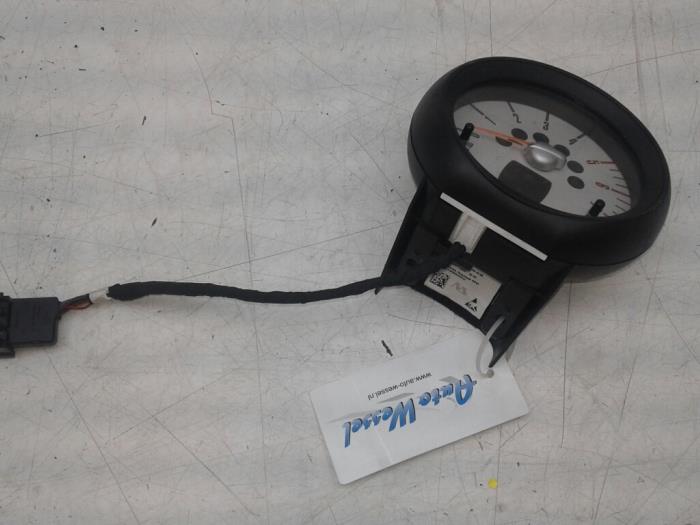 Używane Obrotomierz Mini Mini (R56) 1.6 One D 16V Cena € 61,95 Procedura marży oferowane przez Wessel Parts & Service B.V.