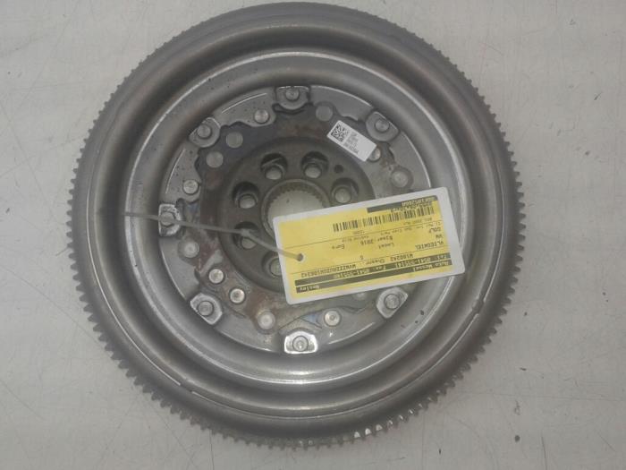 Gebrauchte Schwungrad Volkswagen Golf VII (AUA) 2.0 R 4Motion 16V Preis € 313,95 Margenregelung angeboten von Wessel Parts & Service B.V.
