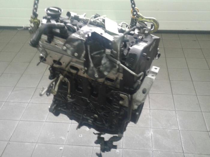 Motor de un Volkswagen T-Roc 2.0 TDI 150 4Motion 16V 2019