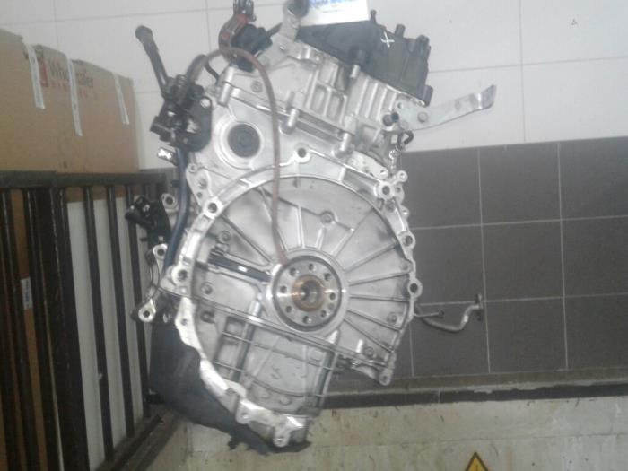 Engine from a MINI Mini (F55) 1.5 12V One D 2015