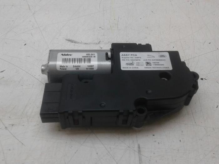 Używane Silnik szyberdachu Jaguar XF (X260) 3.0 V6 S Supercharger 24V AWD Cena € 82,95 Procedura marży oferowane przez Wessel Parts & Service B.V.