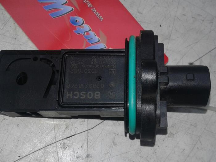Gebrauchte Luftmengenmesser Opel Corsa E 1.4 Turbo 16V Preis € 82,95 Margenregelung angeboten von Wessel Parts & Service B.V.