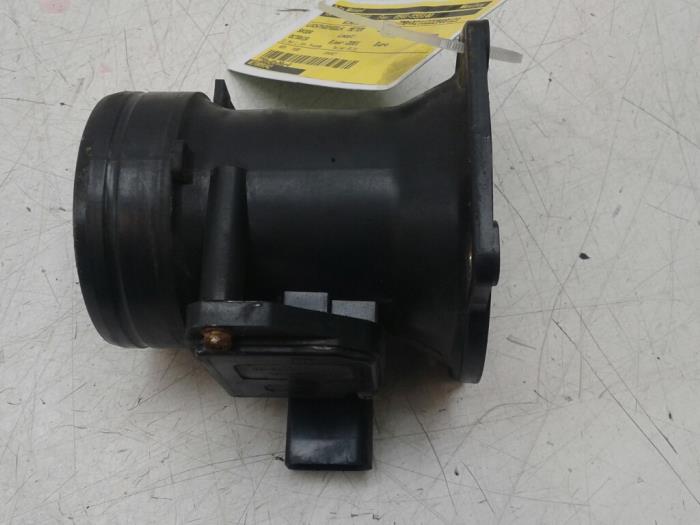 Begagnade Luftflödesmätare Skoda Octavia Combi (1U5) 1.6 Pris € 40,95 Marginaltabell erbjuds av Wessel Parts & Service B.V.