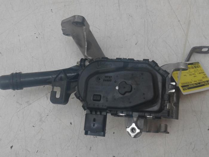 Gebrauchte AGR Ventil Opel Crossland (X) 1.6 CDTi 100 Preis € 47,25 Margenregelung angeboten von Wessel Parts & Service B.V.