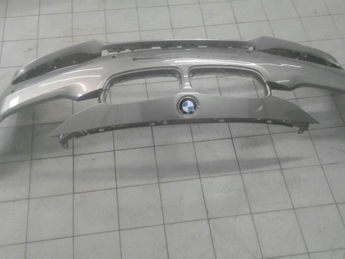 Zderzak przedni z BMW 3-Serie 2016