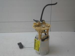 Used Electric fuel pump Renault Scénic IV (RFAJ) 1.5 Energy dCi 110 Price € 99,00 Margin scheme offered by Autobedrijf G.H. Wessel B.V.