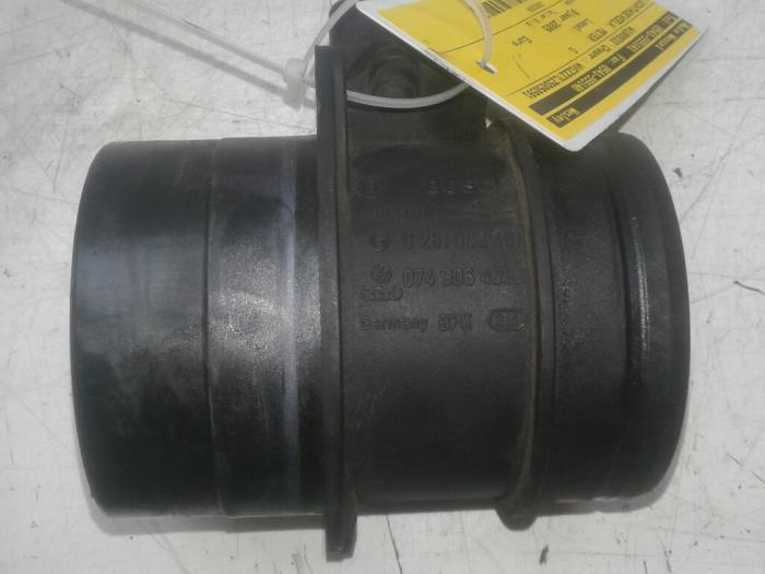 Begagnade Luftflödesmätare Volkswagen Touareg (7LA/7L6) 2.5 TDI R5 Pris € 57,75 Marginaltabell erbjuds av Wessel Parts & Service B.V.