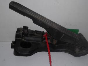 Gaspedalposition Sensor van een Volkswagen Golf V (1K1) 1.9 TDI 2004