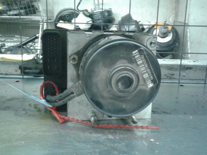 Used ABS pump Ford Galaxy (WGR) 1.9 TDI Price € 40,95 Margin scheme offered by Wessel Parts & Service B.V.