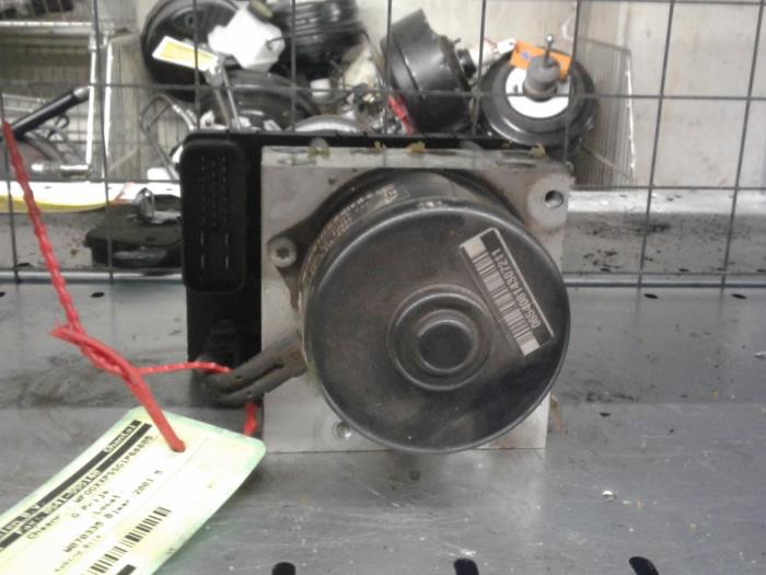 Begagnade ABS-pump Ford Galaxy (WGR) 1.9 TDI CL,GLX Pris € 40,95 Marginaltabell erbjuds av Wessel Parts & Service B.V.