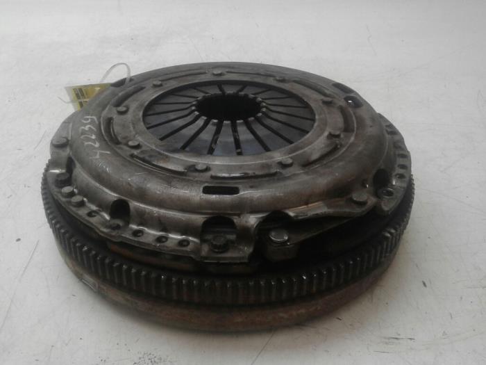 Gebrauchte Schwungrad Volkswagen Touran (1T1/T2) 2.0 TDI 16V 140 Preis € 178,50 Margenregelung angeboten von Wessel Parts & Service B.V.