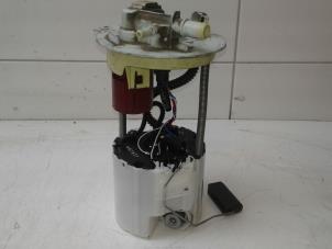 Used Electric fuel pump Opel Ampera 1.4 16V Price on request offered by Autobedrijf G.H. Wessel B.V.