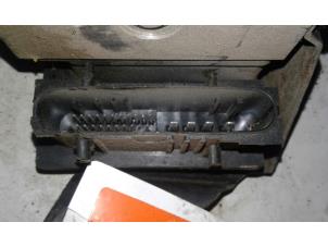 Bloc ABS d'un Renault Megane Break 2005