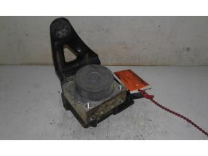 Bloc ABS d'un Renault Megane Break 2005