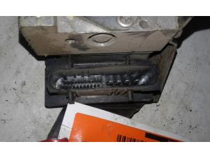 Bloc ABS d'un Renault Megane Break 2005