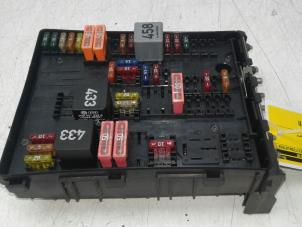 Volkswagen Touran Fuse boxes stock | ProxyParts.com