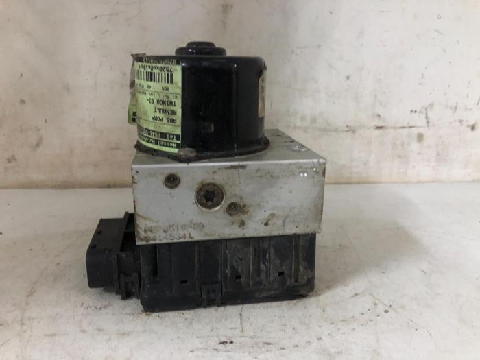 Used ABS pump Renault Twingo (C06) 1.2 Price € 39,00 Margin scheme offered by Wessel Parts & Service B.V.