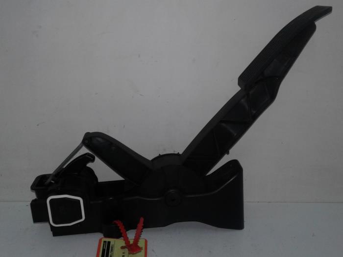 Gaspedalposition Sensor van een Mercedes-Benz A (W169) 2.0 A-160 CDI 16V 5-Drs. 2006