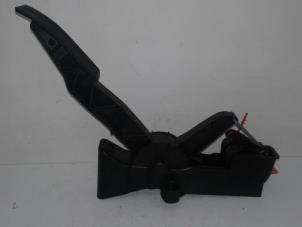 Gaspedalposition Sensor van een Mercedes-Benz A (W169) 2.0 A-160 CDI 16V 5-Drs. 2006