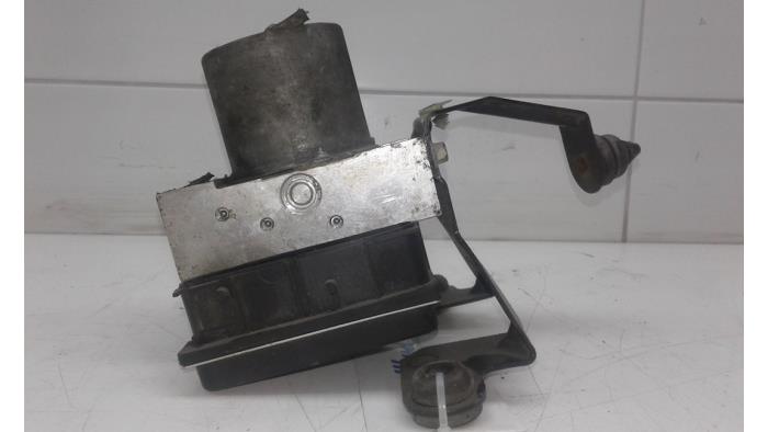 Usagé Pompe ABS Ford Transit Prix € 78,75 Règlement à la marge proposé par Wessel Parts & Service B.V.