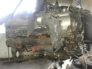 Engine from a Mercedes-Benz S (W220) 4.0 S-400 CDI 2004
