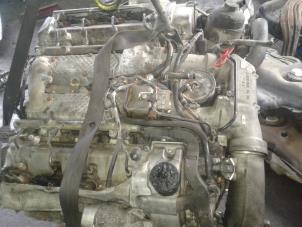 Engine from a Mercedes-Benz S (W220) 4.0 S-400 CDI 2004